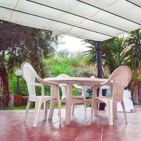 La Terrazza Dell'ulivo SantʼAlessio Siculo