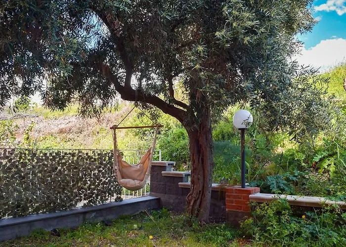 La Terrazza Dell'ulivo * SantʼAlessio Siculo